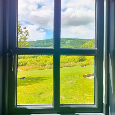 Shepherd's Hut In Nature Newtown Mount Kennedy